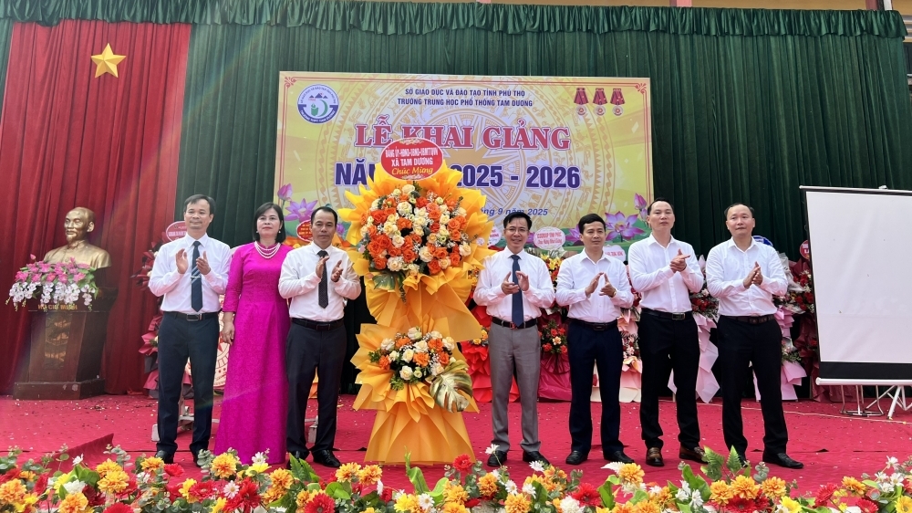 Trường THPT Tam Dương khai giảng năm học mới, đổi mới và bứt phá