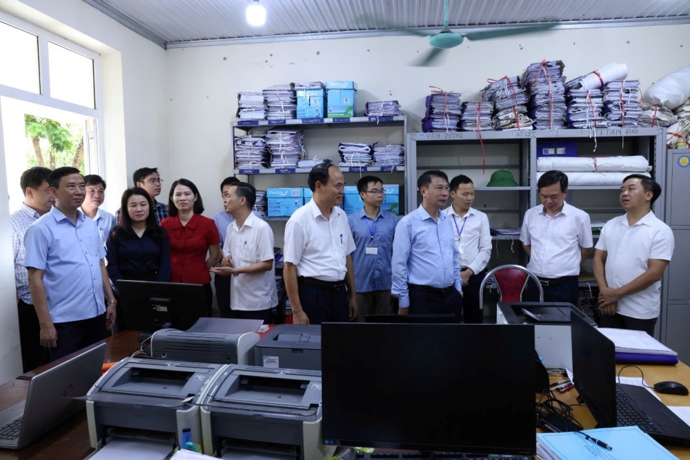 Phó Chủ tịch UBND tỉnh Nguyễn Khắc Hiếu thăm trụ sở làm việc của Đảng ủy, HĐND, UBND xã Đạo Trù