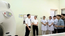 lanh dao so y te phu tho lam viec voi mot so dia phuong ve cham soc suc khoe nhan dan