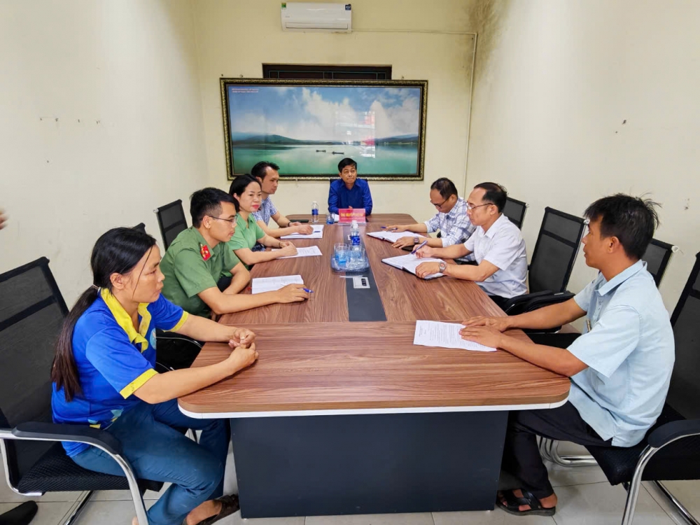 Lãnh đạo xã Hợp Lý tiếp công dân, kịp thời lắng nghe tâm tư, nguyện vọng, giải quyết những vấn đề bức xúc trong Nhân dân.