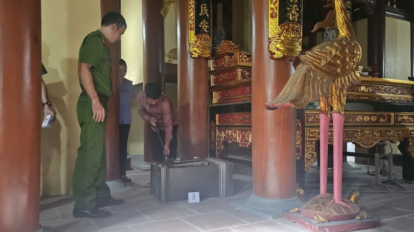 Công an xã Nguyệt Đức: Bắt giữ đối tượng trộm tiền công đức tại đền chùa
