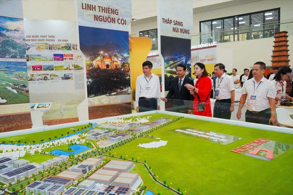 Tập đoàn CNCTech trưng bày mô hình Khu công nghiệp xanh tại Đại hội Đảng bộ tỉnh Phú Thọ