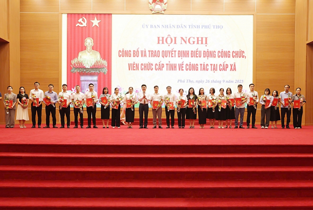 Tỉnh Phú Thọ điều động gần 400 công chức, viên chức sở, ngành về công tác tại cấp xã