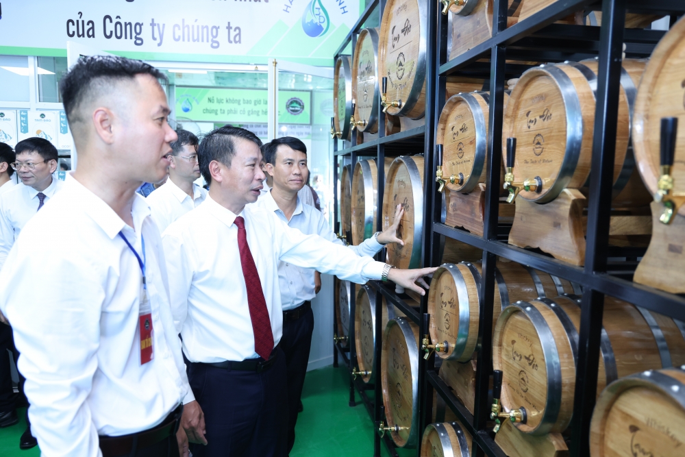 Phó Chủ tịch tỉnh Phú Thọ dự khai trương giới thiệu sản phẩm tại Công ty Hải Minh Anh