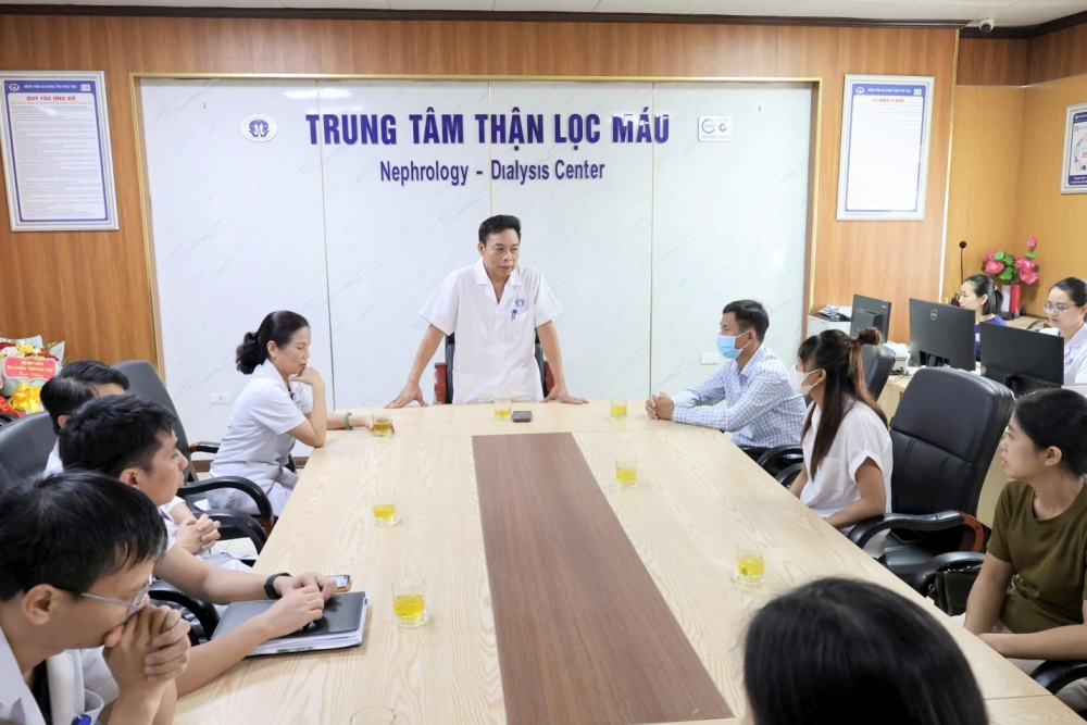PGS.TS. Nguyễn Văn Sơn – Phó Giám đốc Bệnh viện chia sẻ tại chương trình
