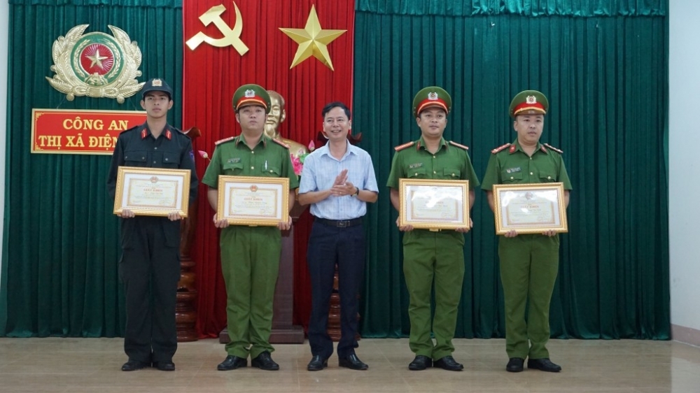 Quảng Nam: Bắt hung thủ giết người, Công an phường Điện Ngọc được khen thưởng