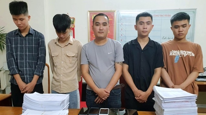 Hà Tĩnh: Phá đường dây mua tài khoản ngân hàng bán cho tội phạm ở Campuchia