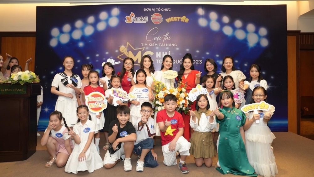 MC nhí Vĩnh Phúc tỏa sáng trên sân khấu toàn quốc