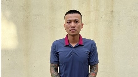 Vĩnh Phúc: Vận động đối tượng truy nã ra đầu thú