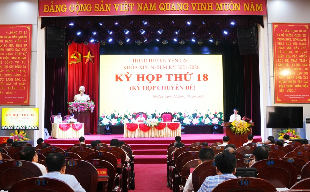 Quang cảnh kỳ họp.