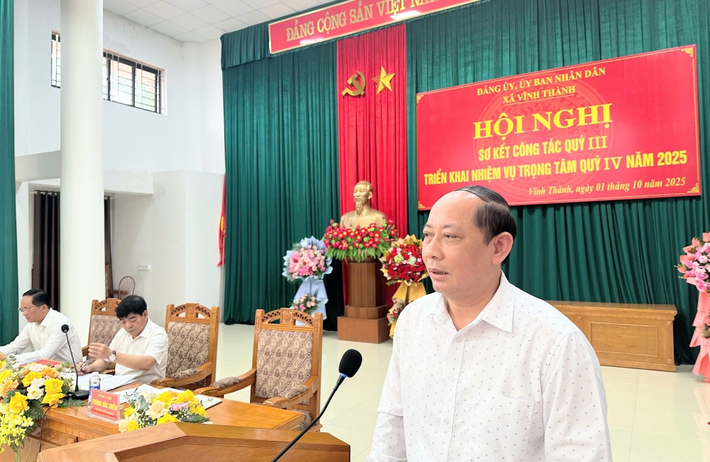 Đồng chí Phùng Đắc Chiến, Phó Bí thư Đảng ủy, Chủ tịch UBND xã Vĩnh Thành phát biểu.