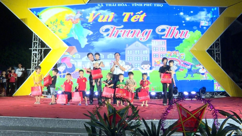 Phú Thọ: Sôi nổi chương trình “Trung thu xã Thái Hòa” năm 2025