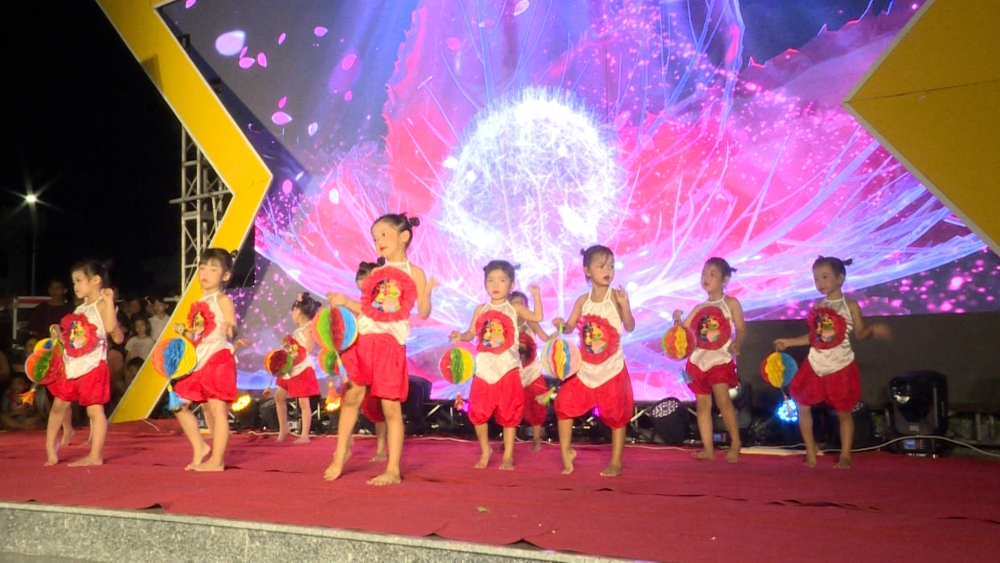 Phú Thọ: Sôi nổi chương trình “Trung thu xã Thái Hòa” năm 2025