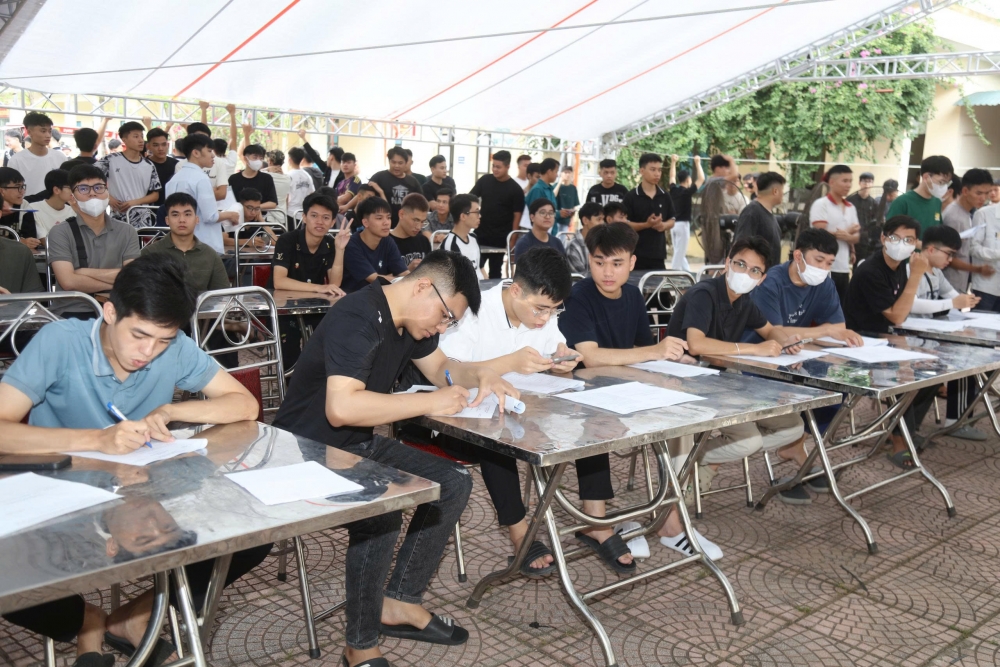 Xã Vĩnh Tường: Khám sơ tuyển nghĩa vụ quân sự, nghĩa vụ tham gia Công an Nhân dân