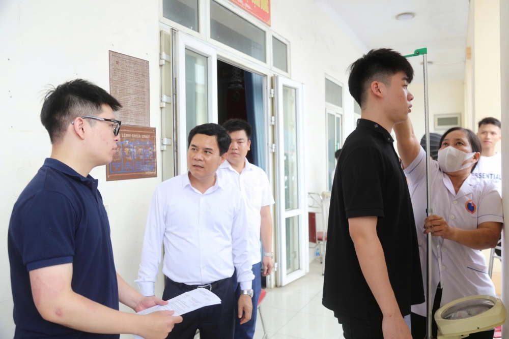 Xã Vĩnh Tường: Khám sơ tuyển nghĩa vụ quân sự, nghĩa vụ tham gia Công an Nhân dân