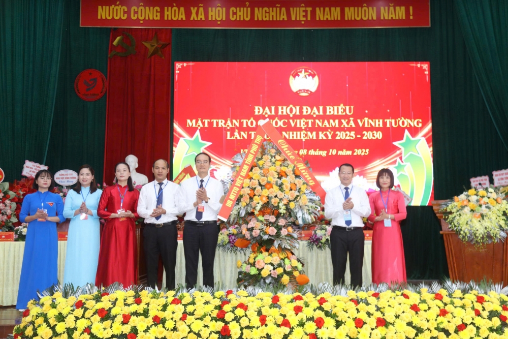 Xây dựng MTTQ xã Vĩnh Tường vững mạnh, phát huy sức mạnh khối đại đoàn kết toàn dân Xây dựng MTTQ xã Vĩnh Tường vững mạnh, phát huy sức mạnh khối đại đoàn kết toàn dân