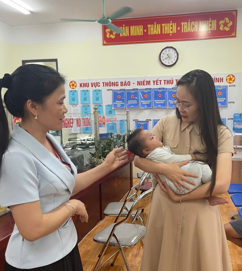 Xã Tam Hồng: Thông báo tìm cha, mẹ người thân cho trẻ bị bỏ quên