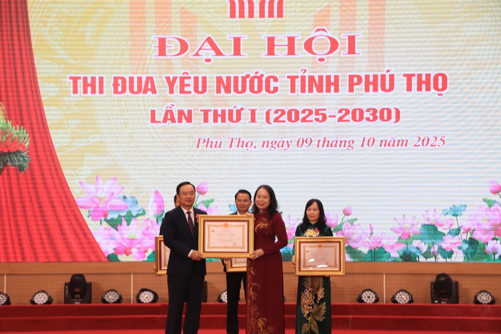 Phó Chủ tịch nước Võ Thị Ánh Xuân dự Đại hội Thi đua yêu nước tỉnh Phú Thọ Phó Chủ tịch nước Võ Thị Ánh Xuân dự Đại hội Thi đua yêu nước tỉnh Phú Thọ