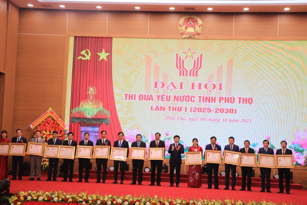 Phó Chủ tịch nước Võ Thị Ánh Xuân dự Đại hội Thi đua yêu nước tỉnh Phú Thọ Phó Chủ tịch nước Võ Thị Ánh Xuân dự Đại hội Thi đua yêu nước tỉnh Phú Thọ