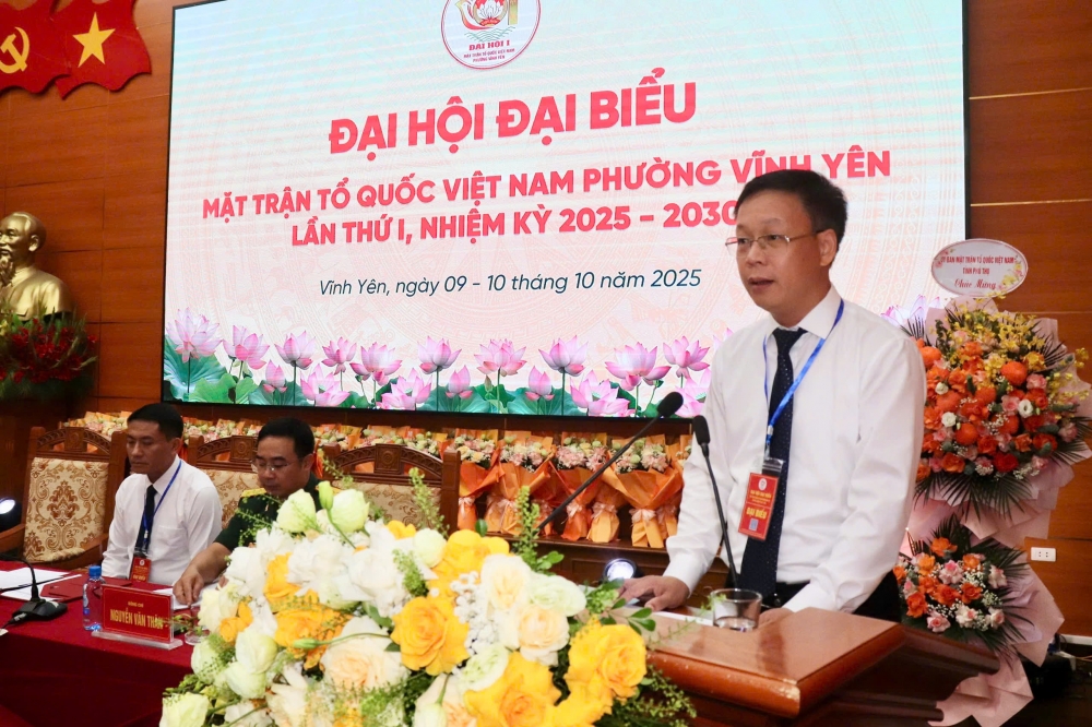 Đồng chí Trần Ngọc Hải, Phó Bí thư Thường trực Đảng ủy phường Vĩnh Yên phát biểu tại Đại hội.