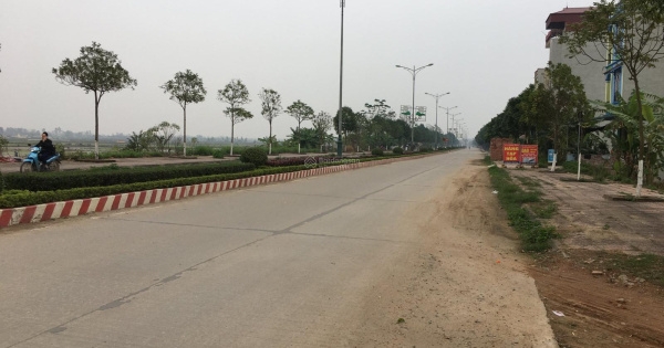 chuẩn bị đưa 28 thửa đất ở tại xứ đồng Lò Gạch, thôn Phú Trưng A (xã Thổ Tang) ra tổ chức đấu giá, khởi điểm thấp nhất 10 triệu đồng/m2.