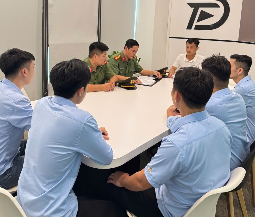 Công an xã Tam Dương nảo đảm an ninh trật tự cho các doanh nghiệp ổn định sản xuất, kinh doanh