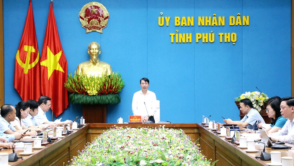 Phó Chủ tịch UBND tỉnh Nguyễn Khắc Hiếu phát biểu chỉ đạo tại hội nghị Phó Chủ tịch UBND tỉnh Nguyễn Khắc Hiếu phát biểu chỉ đạo tại hội nghị