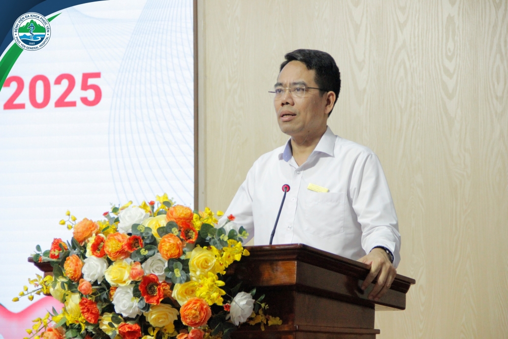  BsCKII Nguyễn Văn Hưng – Giám đốc Bệnh viện đã biểu dương, chúc mừng các bác sĩ đạt kết quả xuất sắc trong kỳ thi.