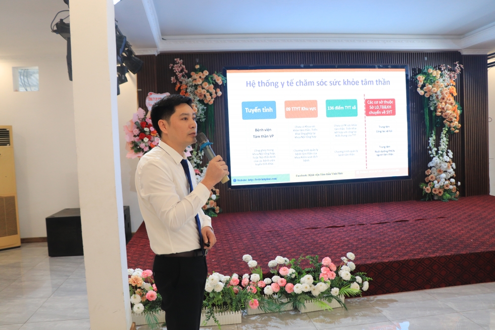 Tham luận tại hội nghị