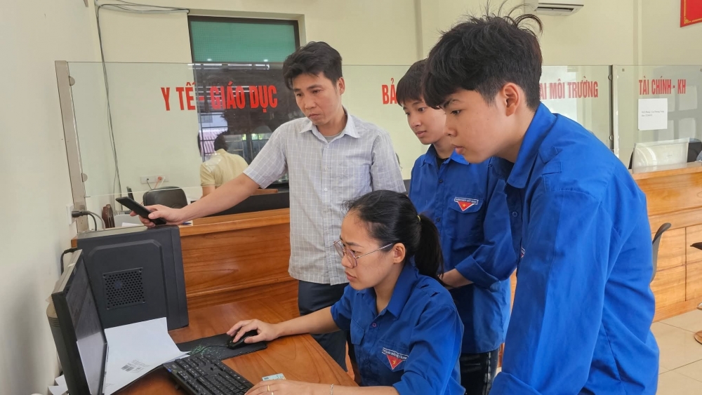 Xã Thổ Tang: Nâng cao tinh thần, trách nhiệm phục vụ Nhân dân và doanh nghiệp