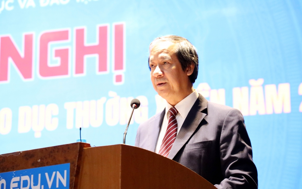 Bộ trưởng Bộ Giáo dục và Đào tạo Nguyễn Kim Sơn phát biểu kết luận hội nghị