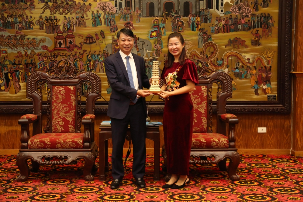 Phó Chủ tịch tỉnh Phú Thọ tiếp và làm việc với Giáo sư Hà Tôn Vinh