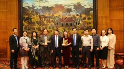 pho chu tich tinh phu tho tiep va lam viec voi giao su ha ton vinh