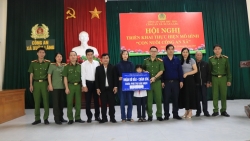 xa xuan lang trien khai mo hinh con nuoi cong an xa nang buoc em toi truong