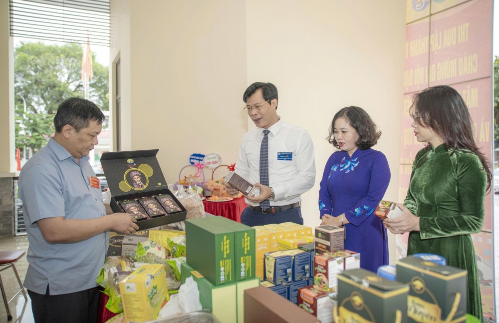 Nông dân phường Vĩnh Phúc phát huy vai trò nòng cốt trong kinh tế nông nghiệp