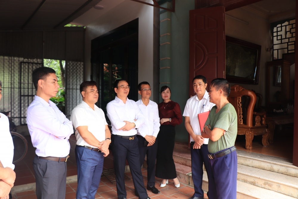 Lãnh đạo xã Xuân Lãng kiểm tra tiến độ, tháo gỡ khó khăn dự án giao thông