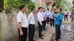 lanh dao xa xuan lang kiem tra cac cong trinh xay dung co ban tren dia ban