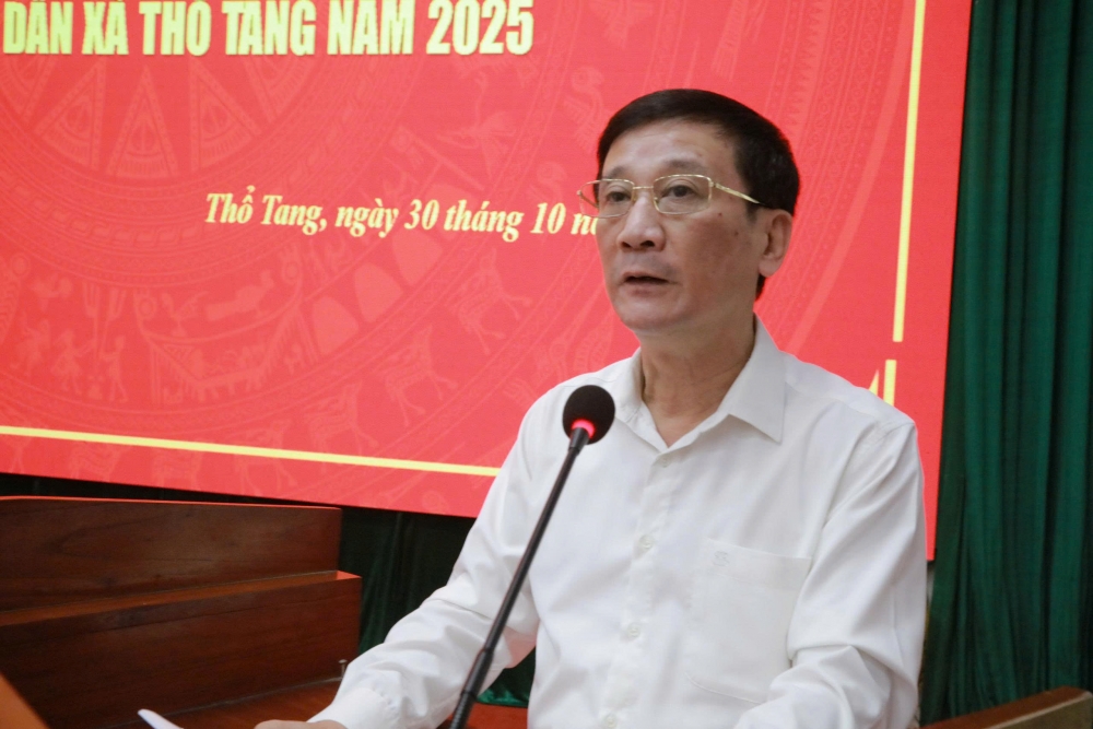 ông Đàm Hữu Khanh, Bí thư Đảng ủy, Chủ tịch HĐND xã Thổ Tang ông Đàm Hữu Khanh, Bí thư Đảng ủy, Chủ tịch HĐND xã Thổ Tang