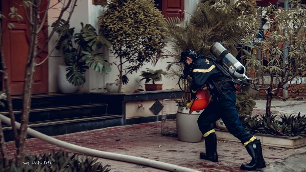 Thành phố Cao Bằng: Cháy nhà hàng trên phố Lý Tự Trọng