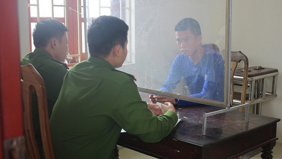 Nghệ An: Một đối tượng dùng giấy tờ giả chiếm đoạt hơn 1 tỉ đồng