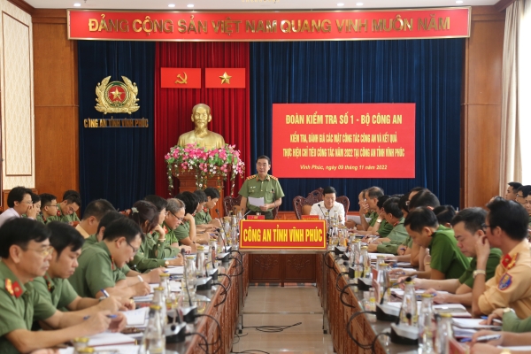 Thượng tướng Trần Quốc Tỏ, Ủy viên Trung ương Đảng, Thứ trưởng Bộ Công an kết luận buổi làm việc.