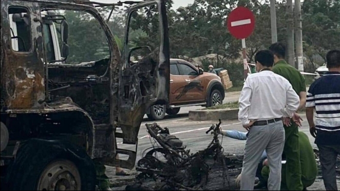 Vụ ôtô va chạm xe máy rồi bốc cháy: Hai nạn nhân đã tử vong