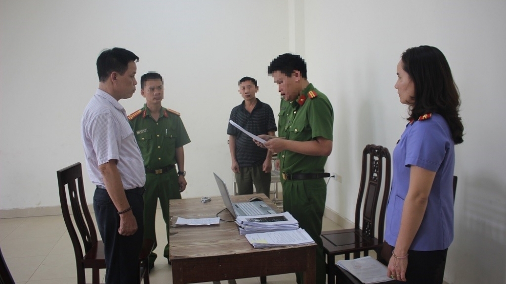 Nghệ An: Một cựu cán bộ bị bắt vì lừa đảo, chiếm đoạt hàng chục tỷ đồng