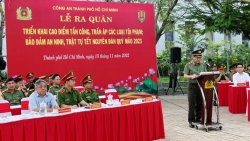 cong an tp ho chi minh ra quan tran ap toi pham dip can tet nguyen dan