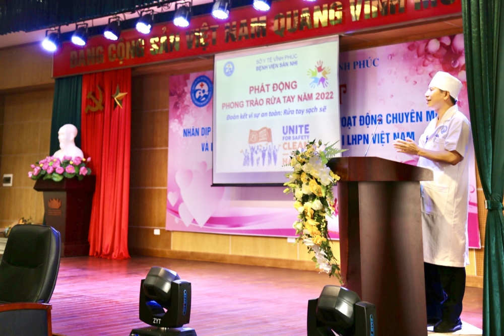 BS CKII Đỗ Trọng Cán – Giám đốc Bệnh viện