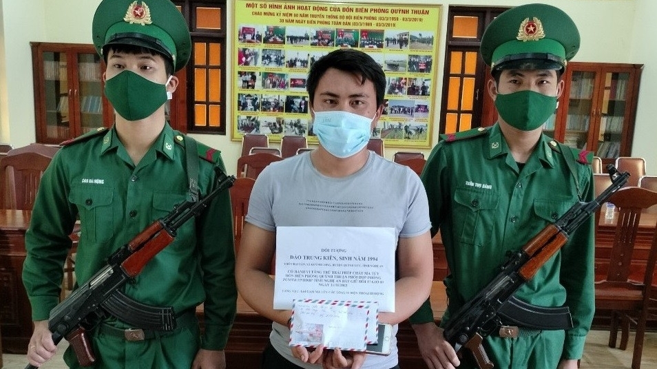 Nghệ An: Liên tiếp bắt giữ 2 đối tượng tàng trữ trái phép ma túy