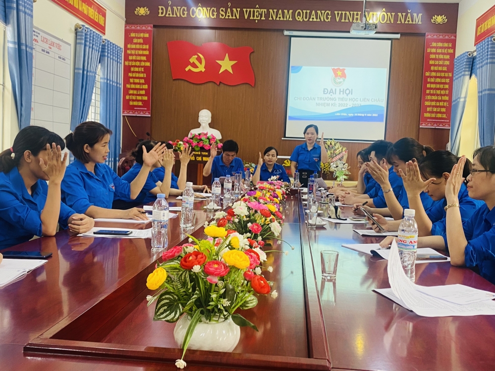 Yên Lạc (Vĩnh Phúc): Trường tiểu học Liên Châu đạt chuẩn Quốc gia mức độ 2 Yên Lạc (Vĩnh Phúc): Trường tiểu học Liên Châu đạt chuẩn Quốc gia mức độ 2