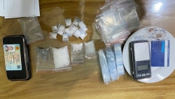 Hà Tĩnh: Bắt đối tượng mua bán trái phép ma túy, thuốc lắc