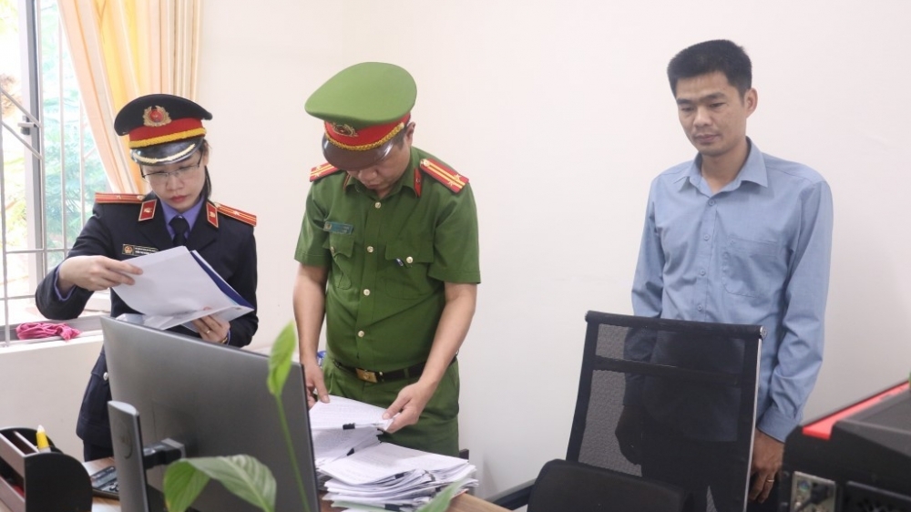 Nghệ An: Bắt cán bộ Ban Quản lý dự án huyện chiếm đoạt hơn 250 triệu đồng