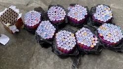 yen bai bat doi tuong van chuyen 136 kg phao trai phep